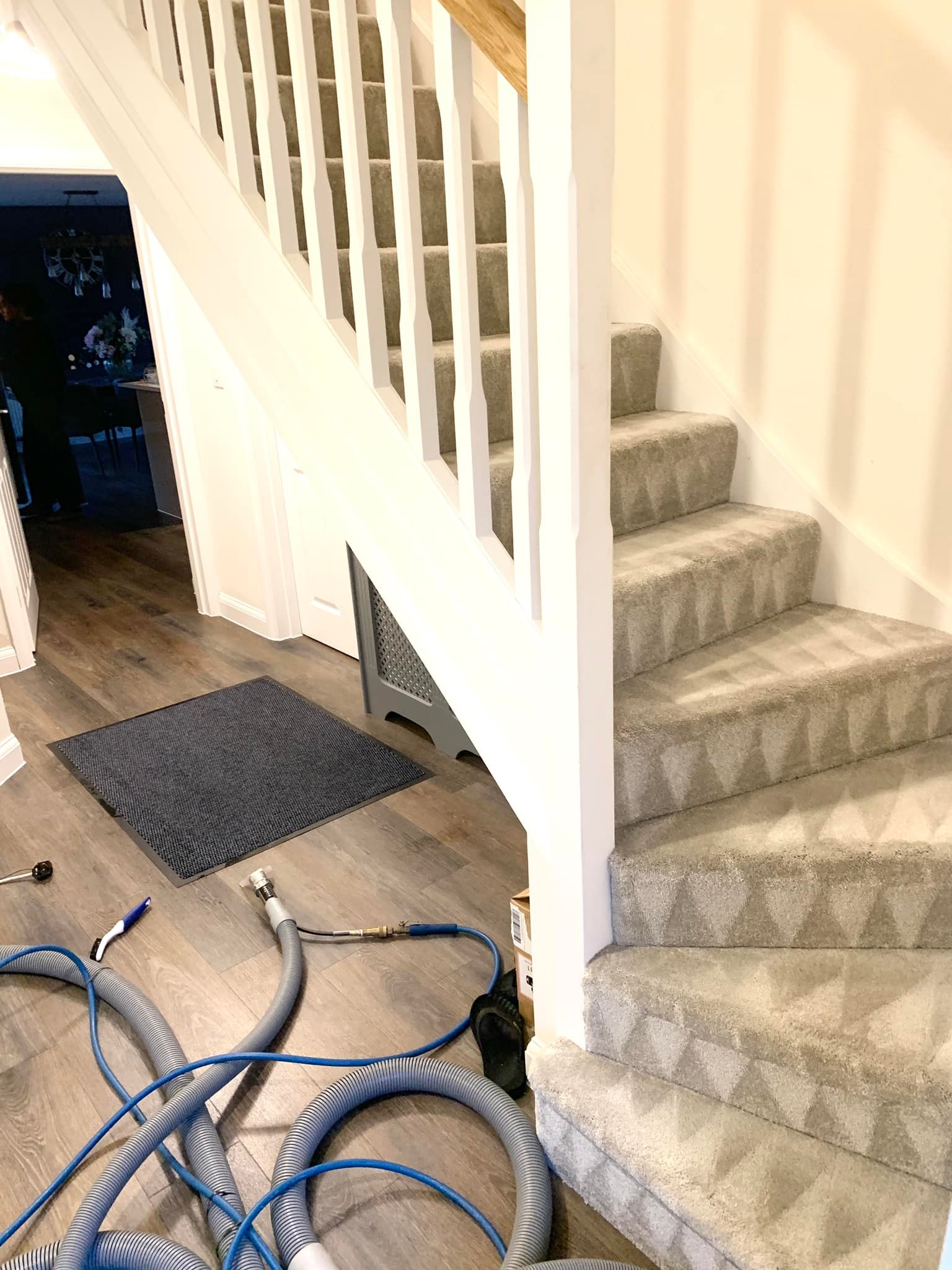 Trusted carpet cleaner Milton Keynes five star local service